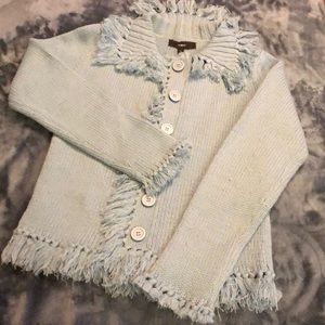 Cute sweater with fringe